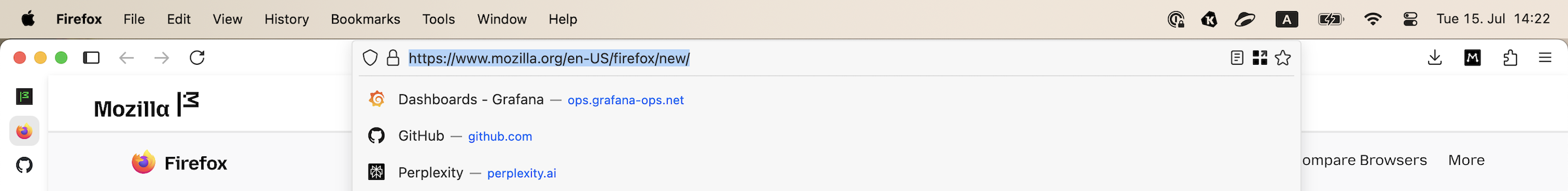 The URL bar is only visible when it is in focus